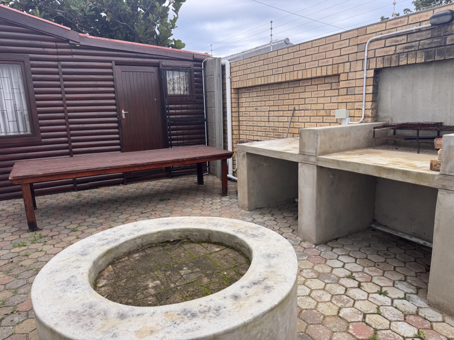12 Bedroom Property for Sale in Klein Brak Western Cape